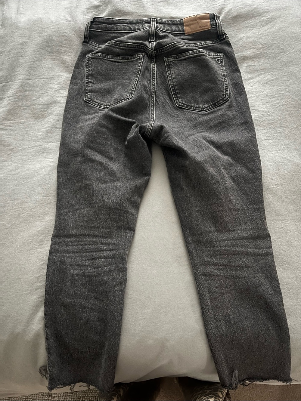 Madewell Curvy Perfect Vintage Straight Jean in Lunar Wash - Picture 5 of 6